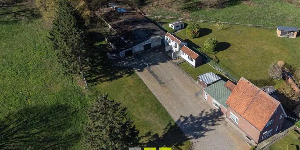 Õhuvaade - Detached House with Garden in Neeroeteren