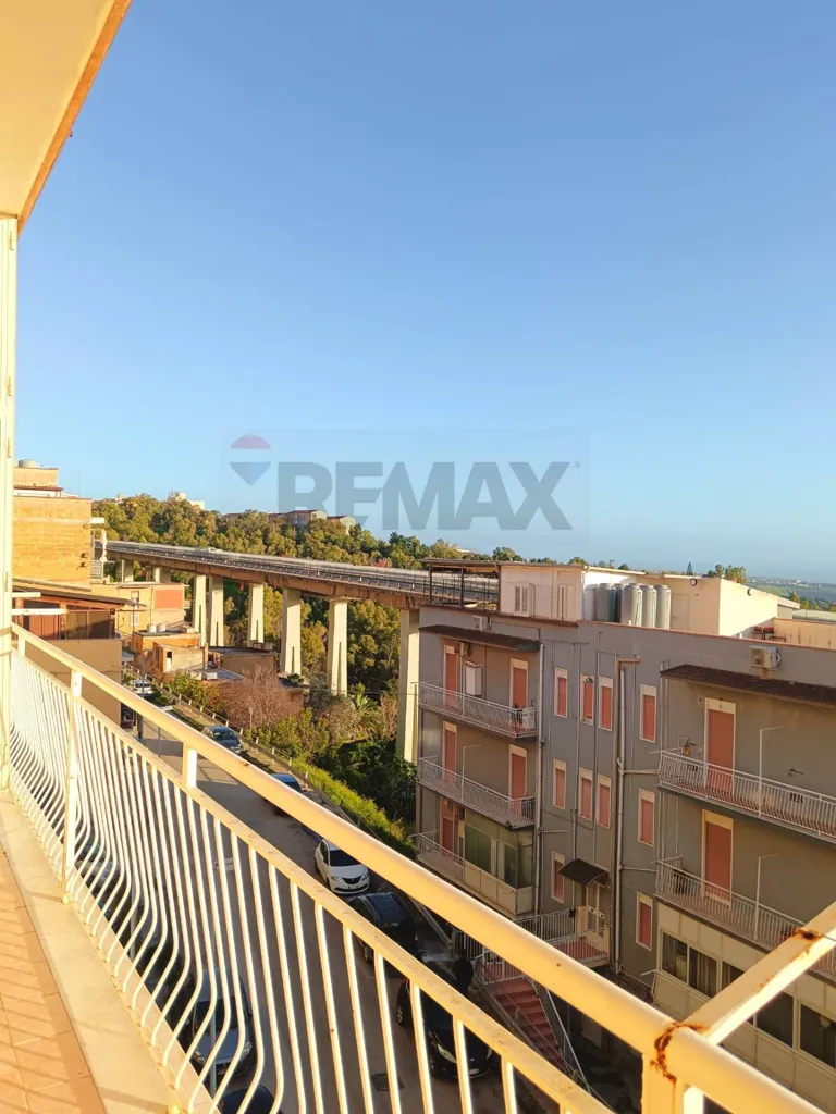 Rõdu - Armed Apartment with Sea View in Agrigento