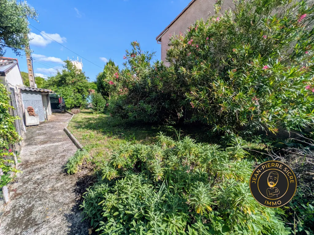 Aed - Constructible Plot with Workshop in Labarthe-sur-Lèze