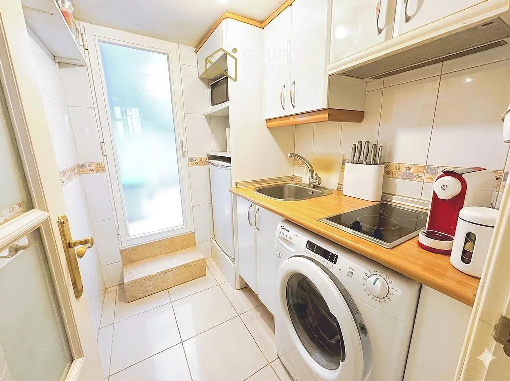 Cuisine - Duplex with Patio in Palacio, Madrid