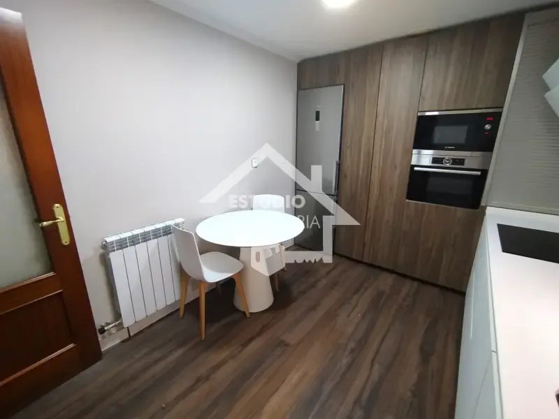 Cucina - Central Flat with Parking in Viana