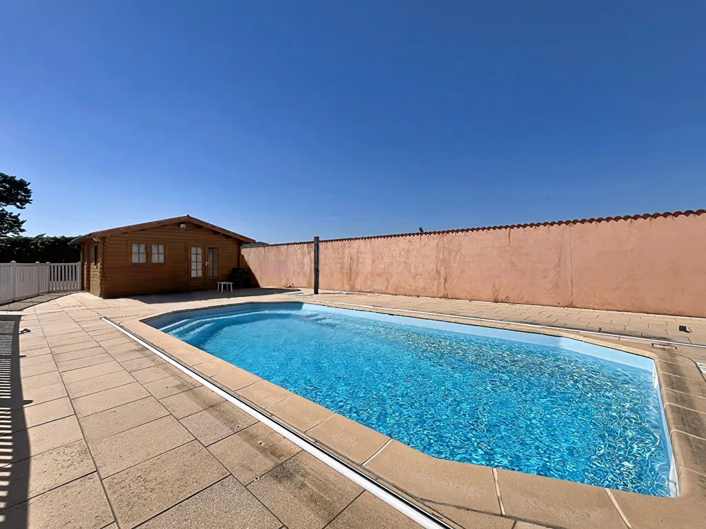 Piscine - Maison avec Piscine et Jardin à Livron sur Drôme
