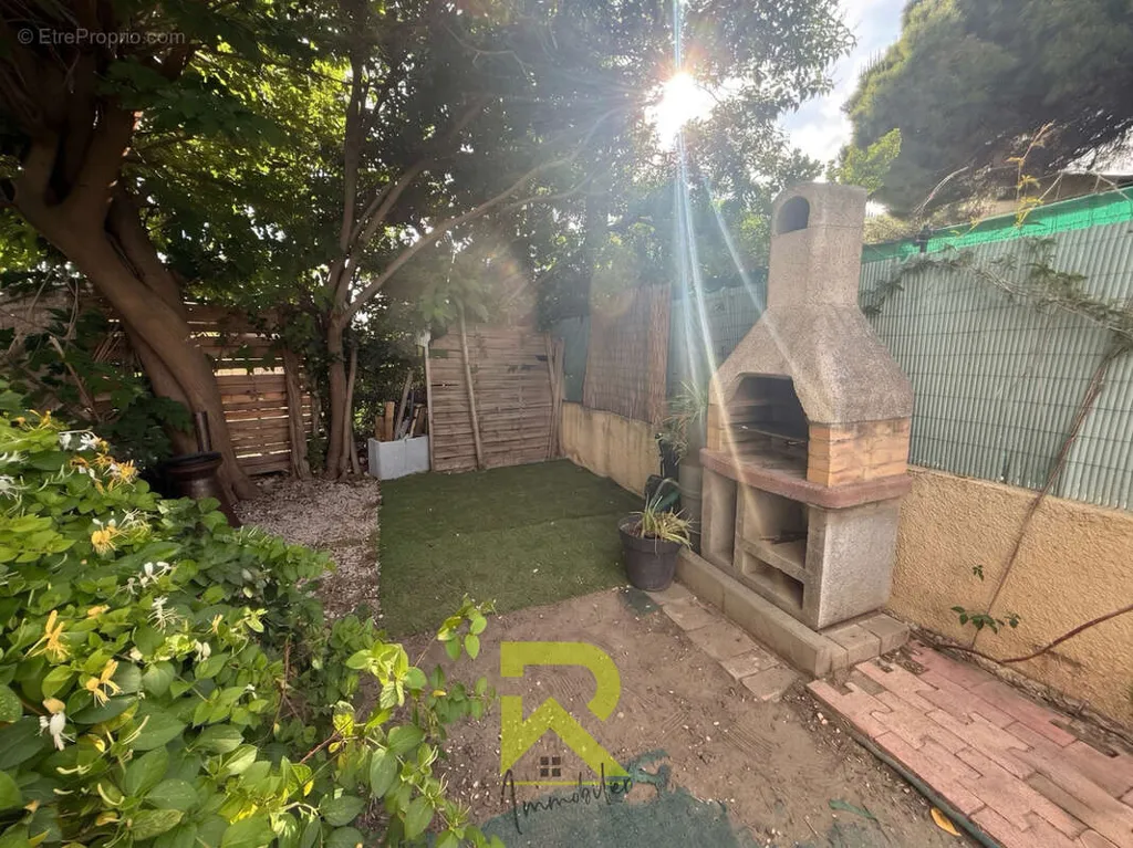 Jardin - Maison T4 avec Jardin et Garage au Grau d'Agde