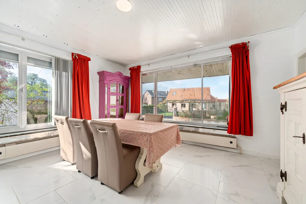 Salle à manger - Maison de 5 Chambres à Grembergen