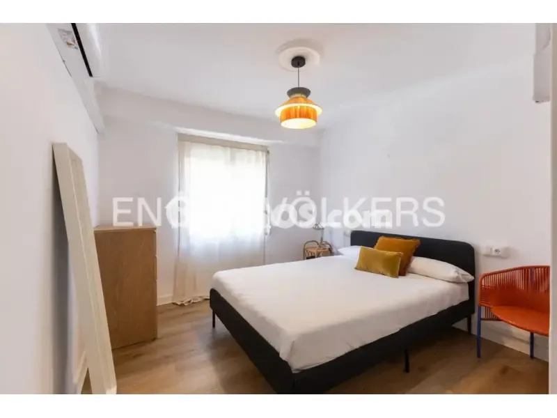 Magamistoad - Fully Renovated Flat in En Corts, Valencia