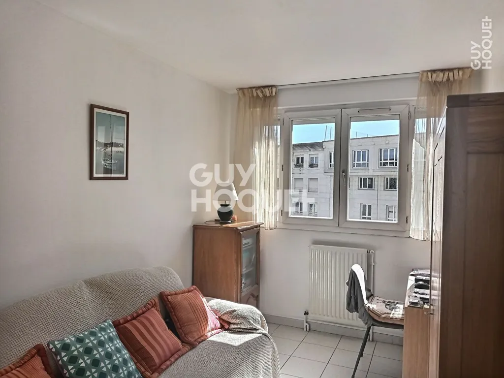 Séjour - Appartement T4 Traversant avec Balcon à Antigone, Montpellier