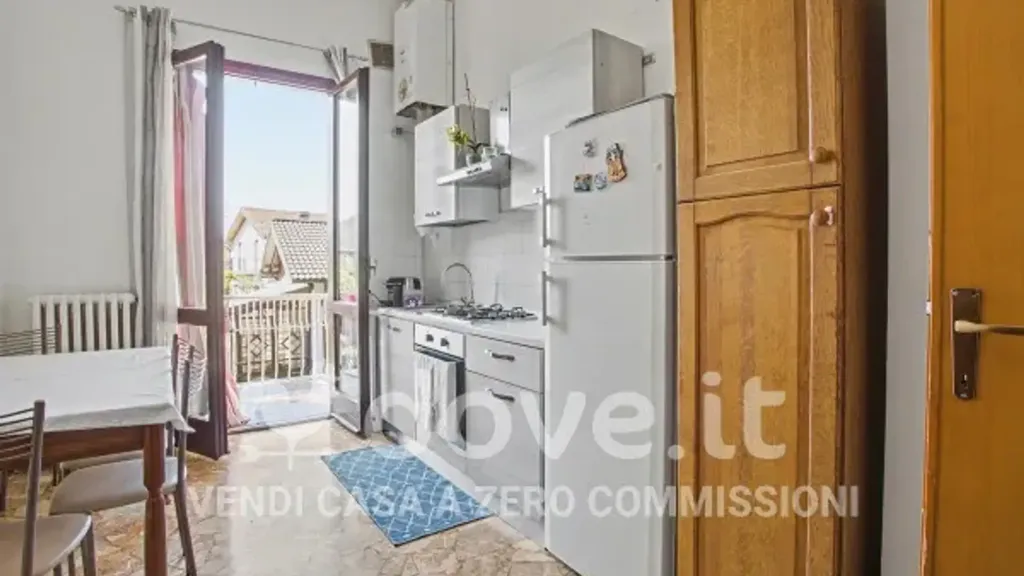 Köök - Twin-Unit with Balcony in Marchirolo