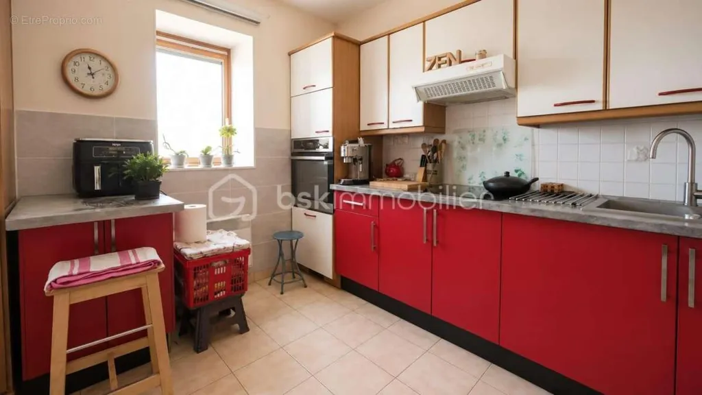Köök - Charming 2-Bed Flat in Corbeil-Essonnes Centre