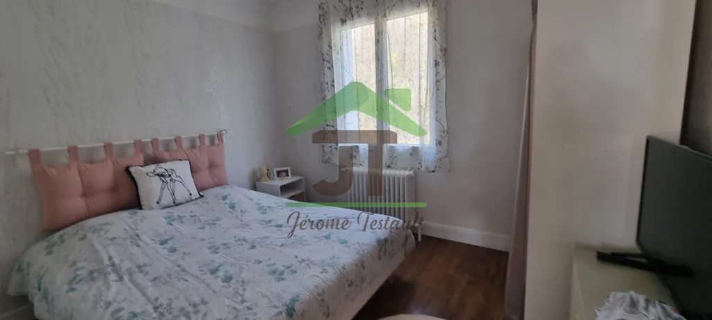 Chambres - Maison avec Jardin à Vald'Yerre