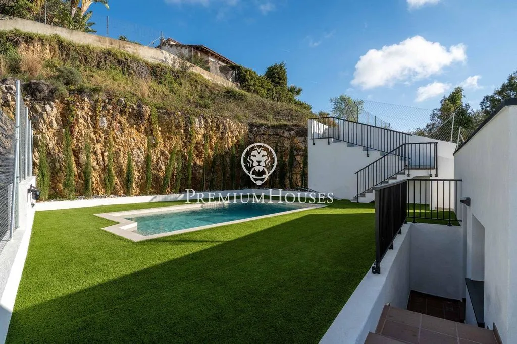 Piscine - Luxury House with Pool in Segur de Dalt, Calafell