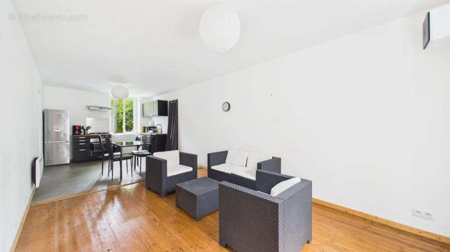 Séjour - Appartement Meublé au Cœur de la Moutonnerie à Nantes