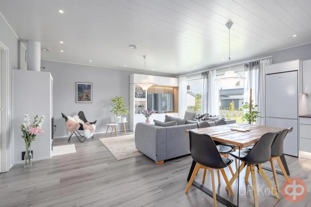 Sala da pranzo - Modern Cottage with Sauna in Multimäki