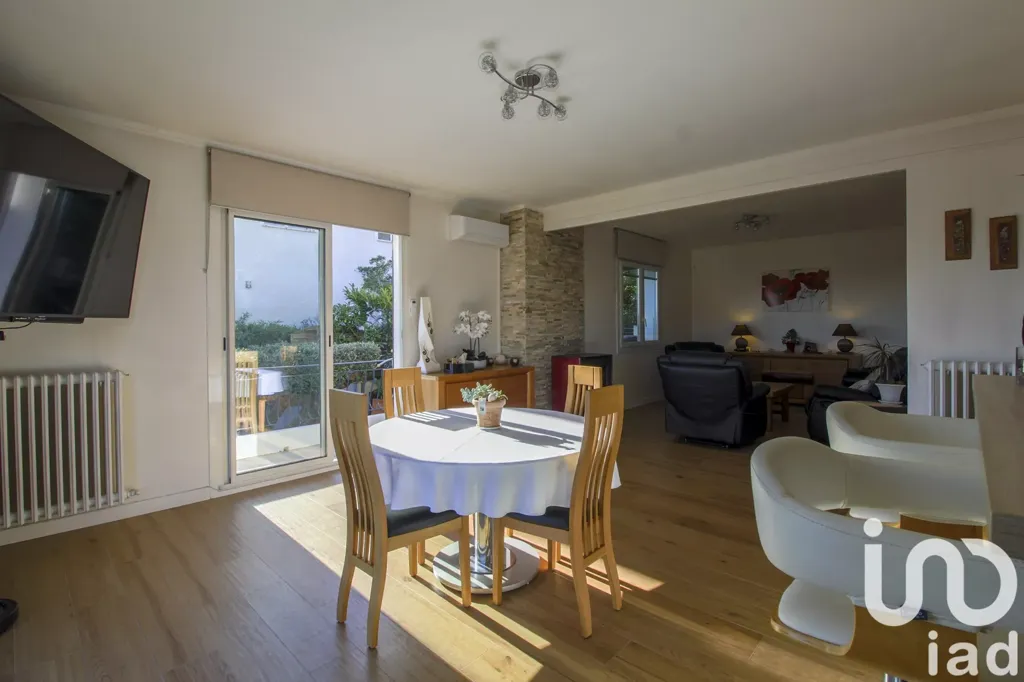 Dining Room - Individual House with Garden View in Cagnes-sur-Mer