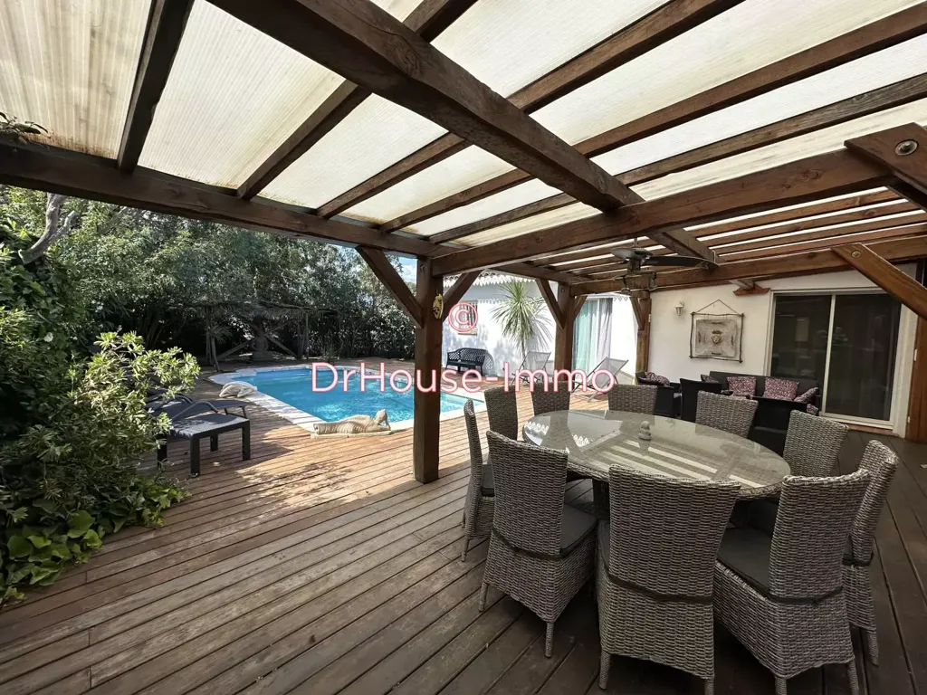 Terrasse - Villa Lumineuse avec Piscine à Agde