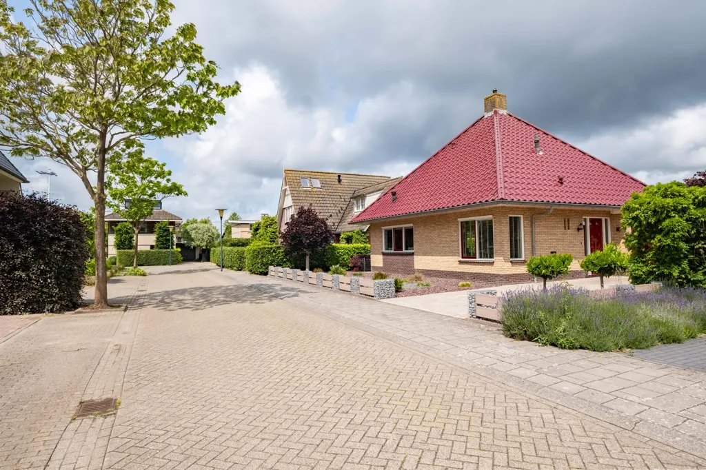 Exterior - Dwelling with Garden on Moleplaat in Leeuwarden