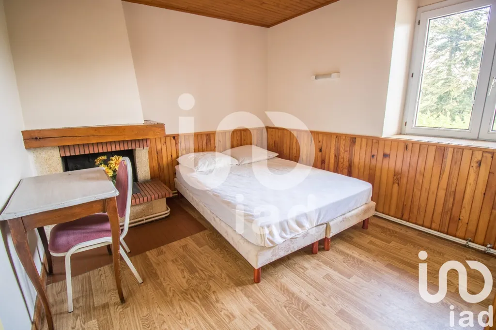 Bedrooms - Luxury Villa with Rural Gîte in Hédé-Bazouges