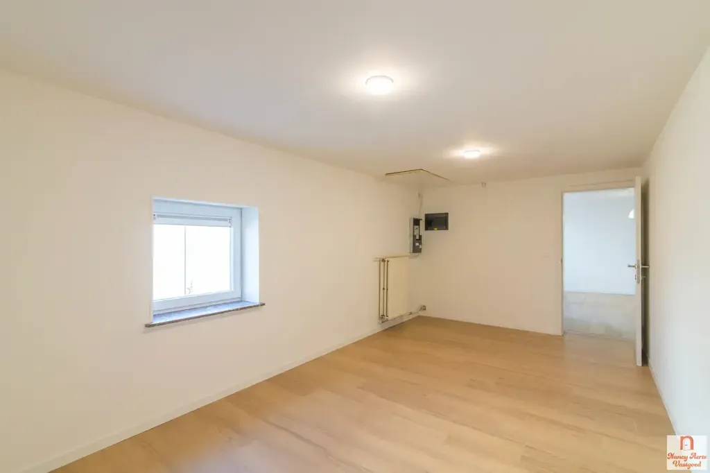 Rooms - Apartment Building with High Visibility in Herk-de-Stad