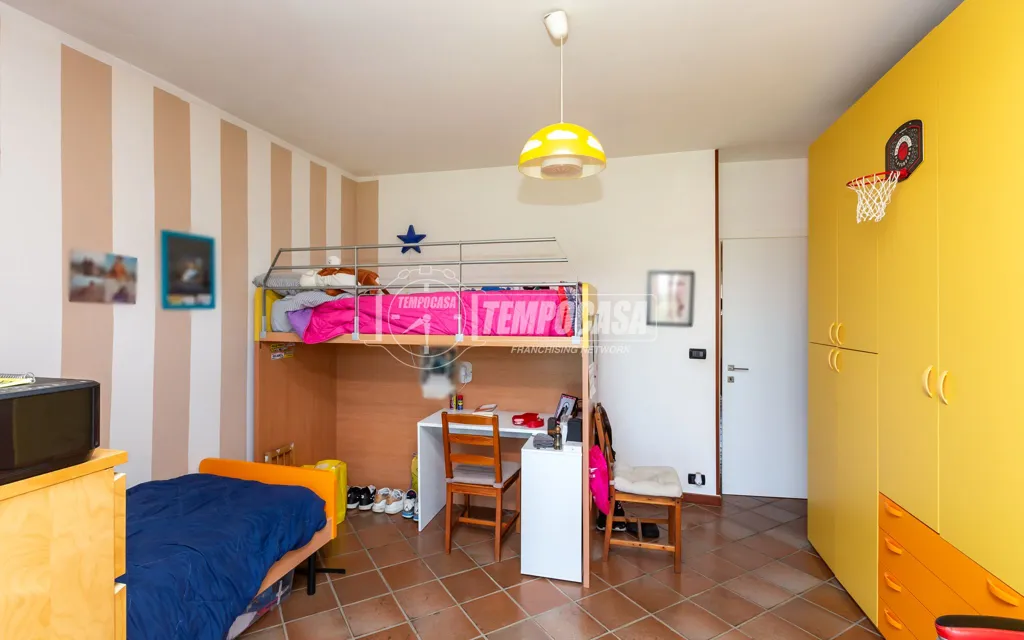 Chambres - Quadrilocale with Balcony in Riva Presso Chieri