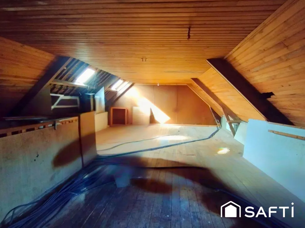 Stanze - Apartment with Renovation Potential in Plouay