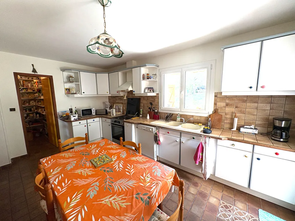 Cuisine - Villa Familiale avec Terrasses à Muret