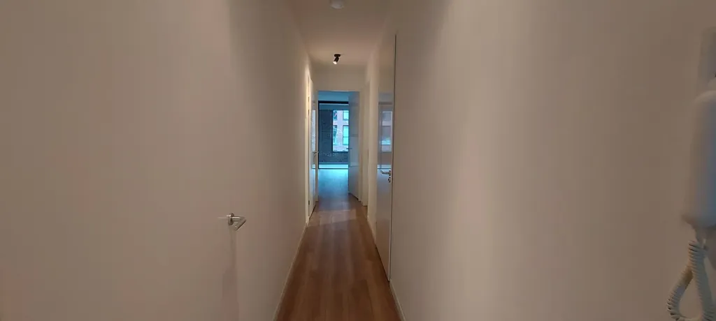 Entrée - Modern Apartment with Balcony near Breda Centraal