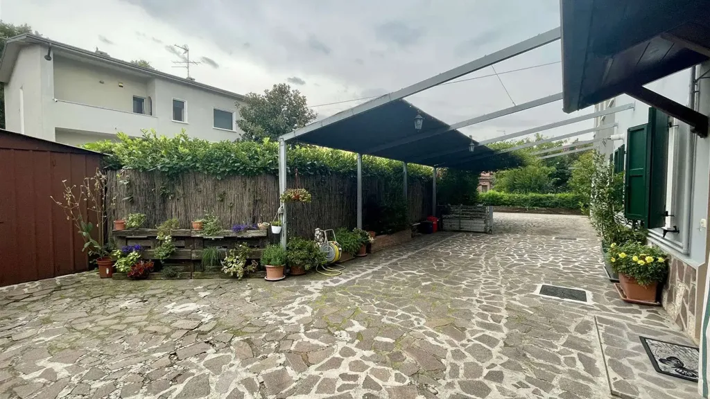Extérieur - Elegant Semi-detached House in Borgo Virgilio
