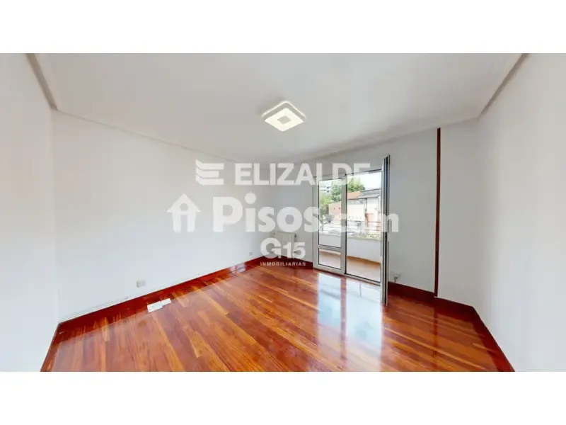 Magamistoad - Apartment with Balcony near Hernani Town Centre