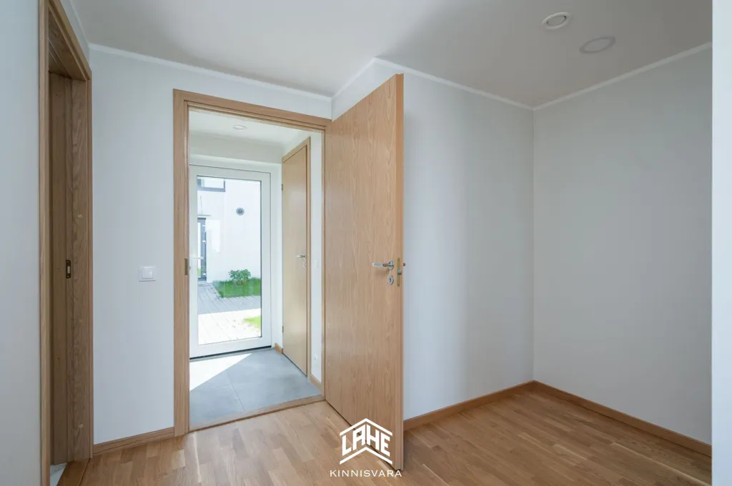 Ingresso - Modern Flat with Terrace in Kõrveküla, Tartu