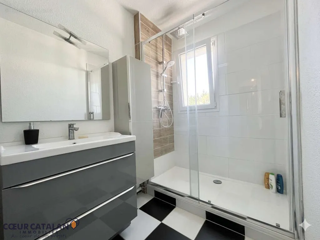Salles de bain - Appartement T3 avec Balcon au Moulin à Vent, Perpignan