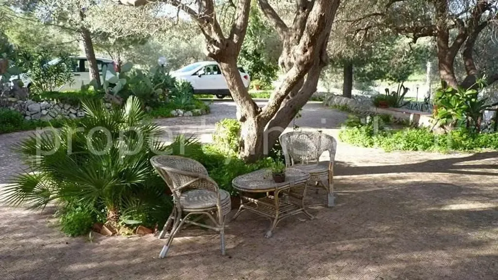 Villa with Panoramic Views in Noto