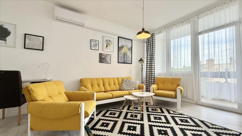 Elutuba - Renovated Brick Flat with Balcony in Debrecen
