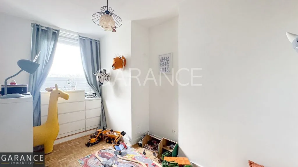 Chambres - Appartement Luxueux avec Balcon à Paris 12ème