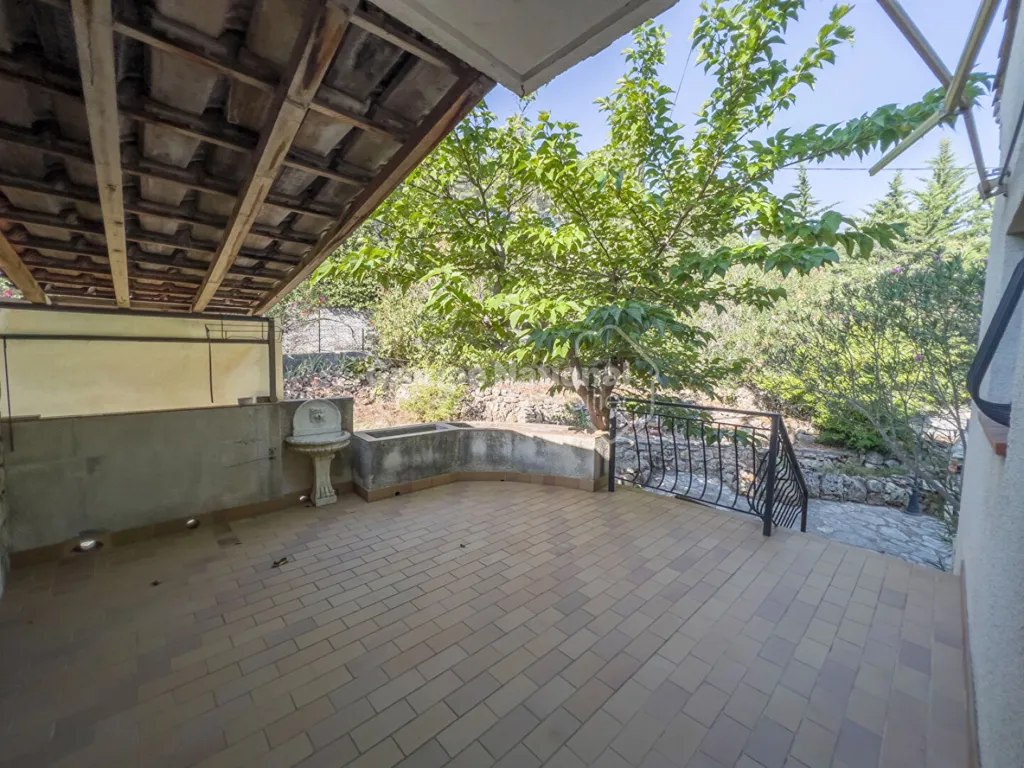 Terrasse - Villa avec piscine et vue panoramique à Lorgues
