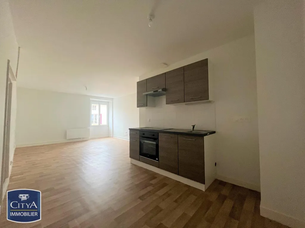 Kitchen - 2-Bedroom Apartment with Balcony in Lusignan