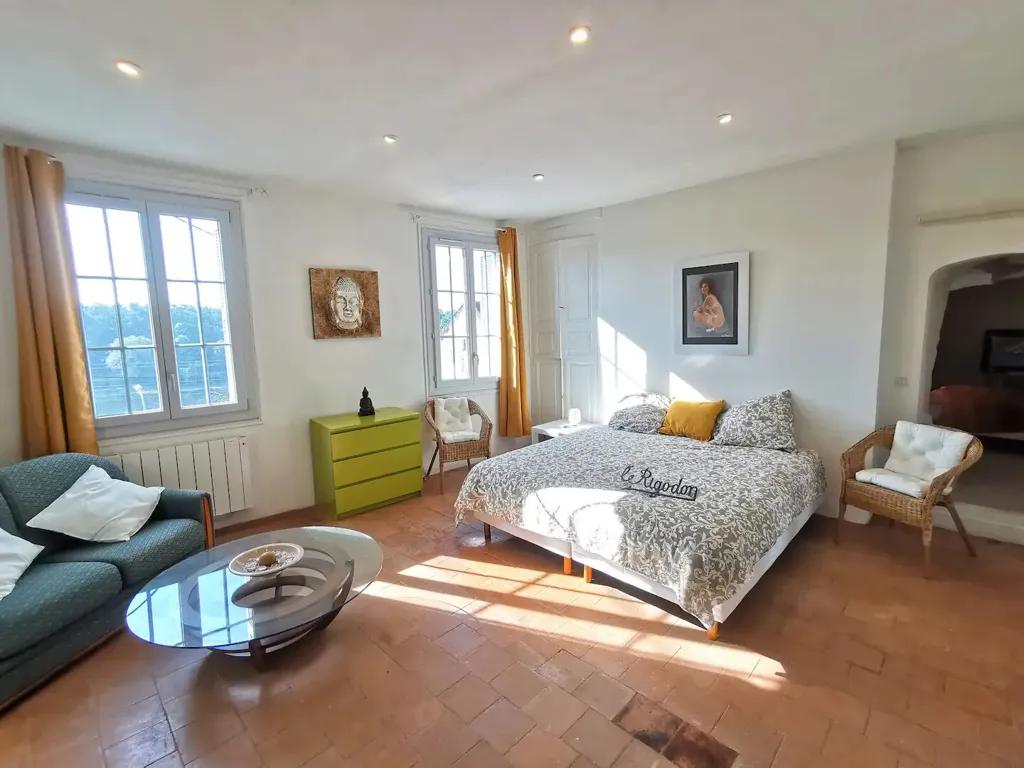 Chambres - Maison Semi-Troglodyte avec Terrasses à Bourré