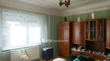 Bedrooms - Two-Generation House with Large Plot in Törtel