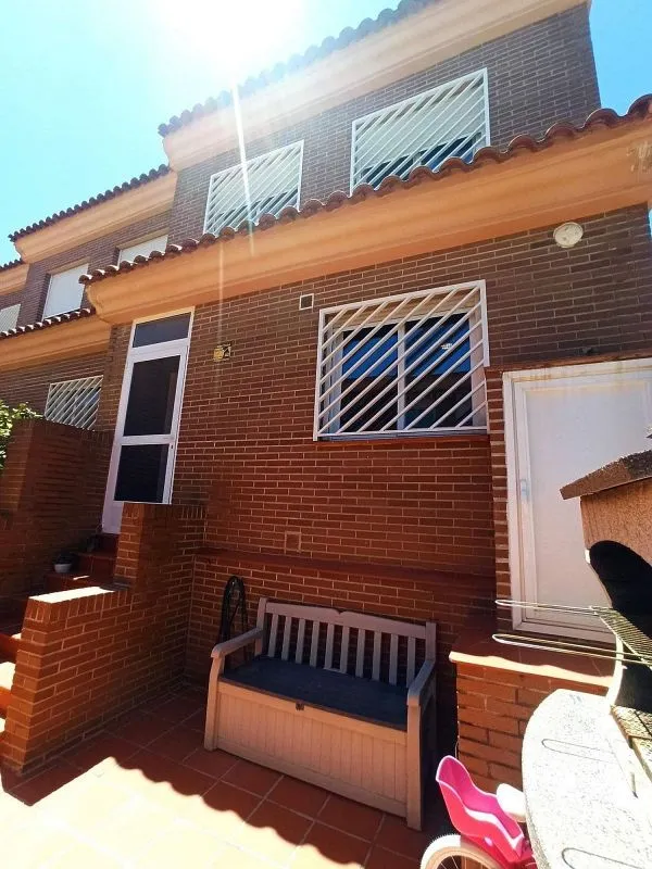 Terrasse - Semi-Detached House with Pool in Los Girasoles