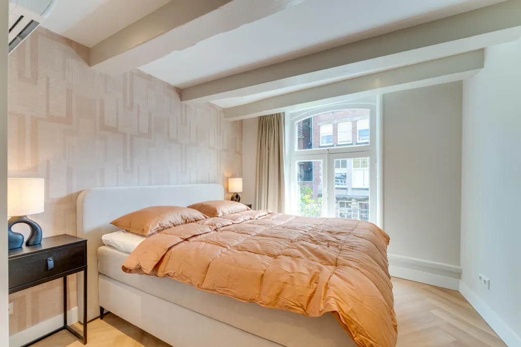 5-toaline korter asukohas Amsterdam