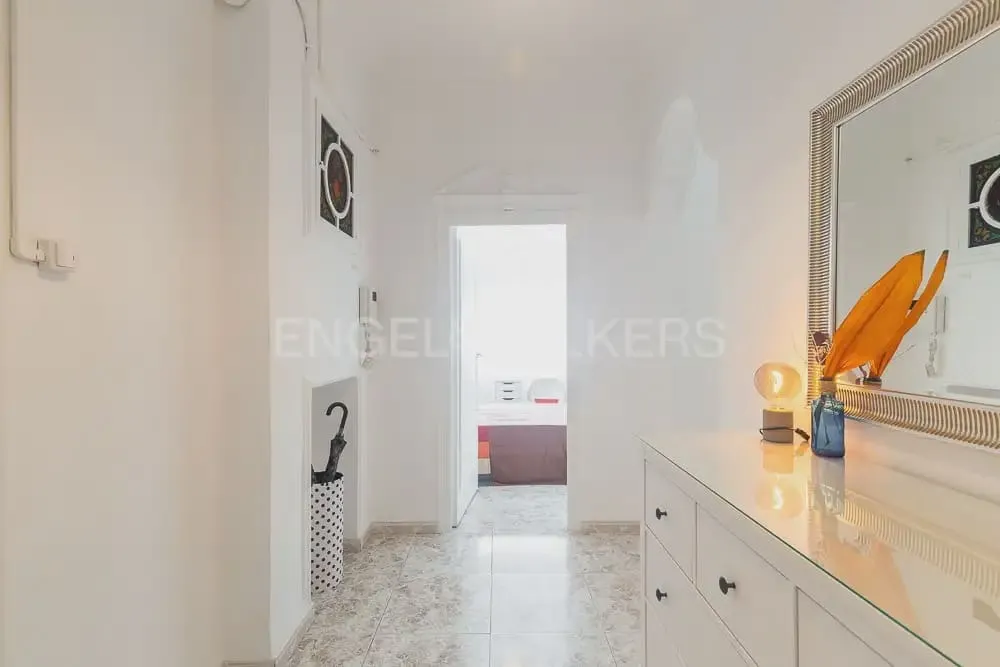 Ingresso - Spacious Flat with High Ceilings in El Botànic