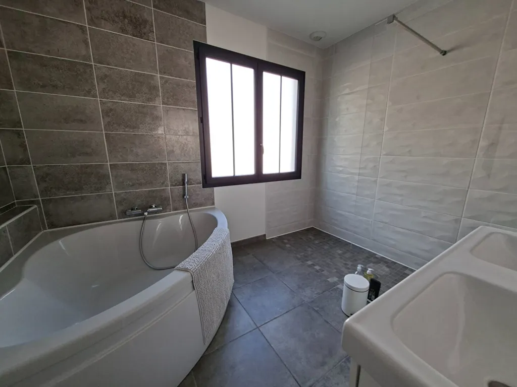 Vannitoad - Charmant House with Pool in Linxe
