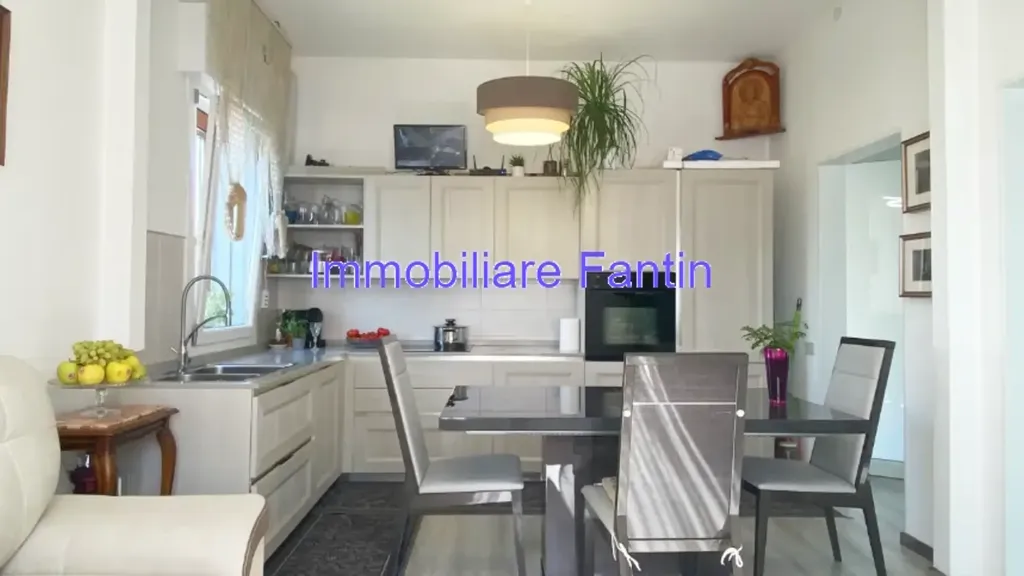 Söögituba - Rustic Bivilla with Garden in Treviso