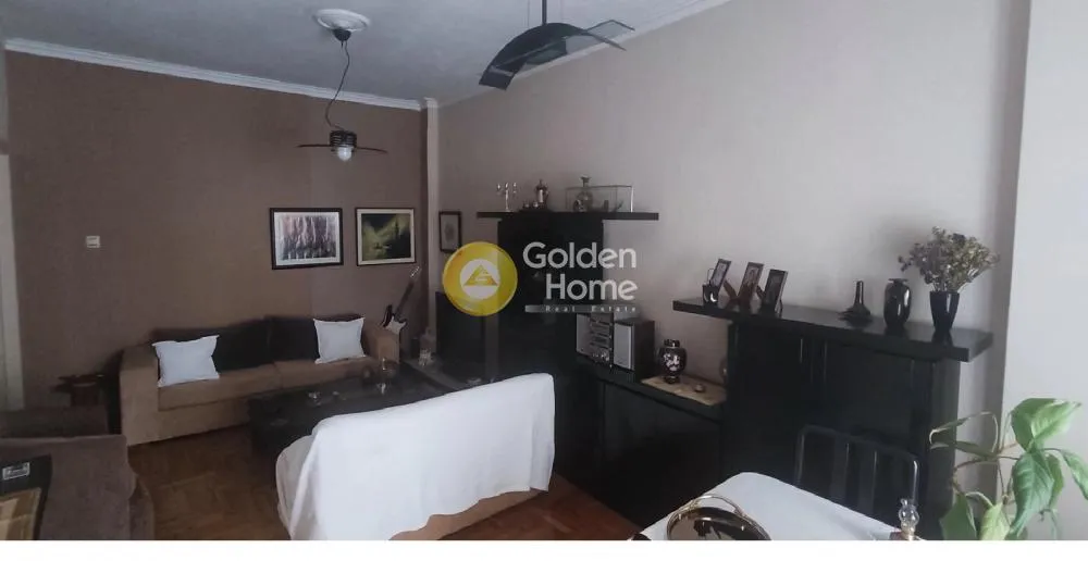 Living Room - Apartment with Sea View in Chalkida Centre