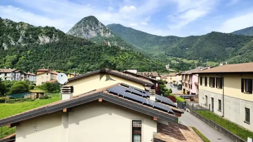 Esterno - Duplex with Terrace in Vobarno Centre