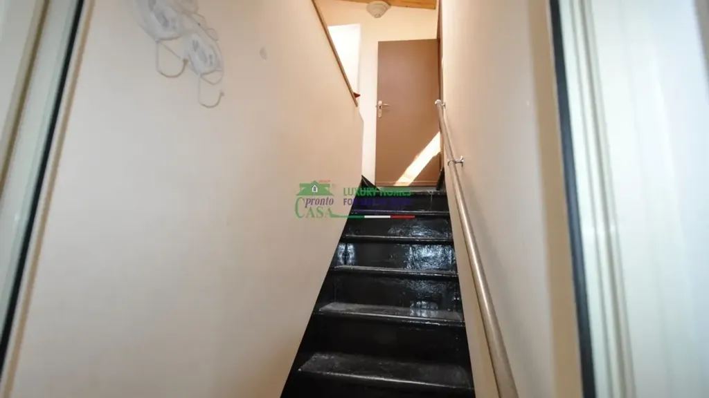 Pièces - Apartment with Balcony in Ragusa