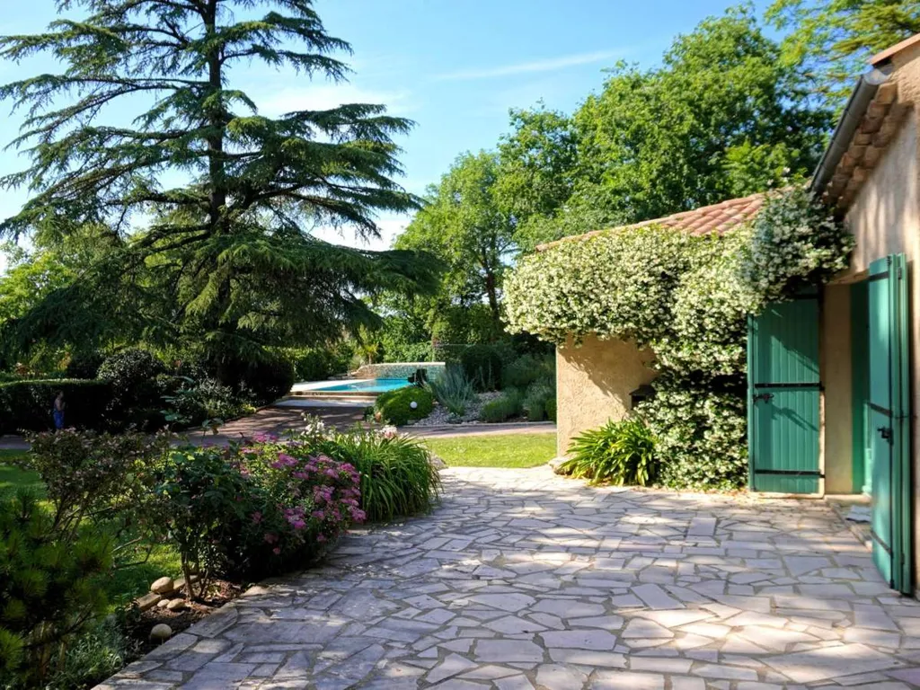 Terrazza - Provencal Villa with Pool in Valence