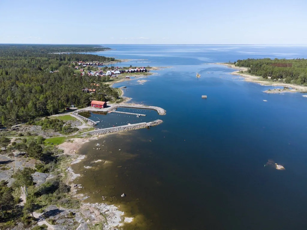 Vue aérienne - Plot with Water Access in Fagerviken, Uppsala