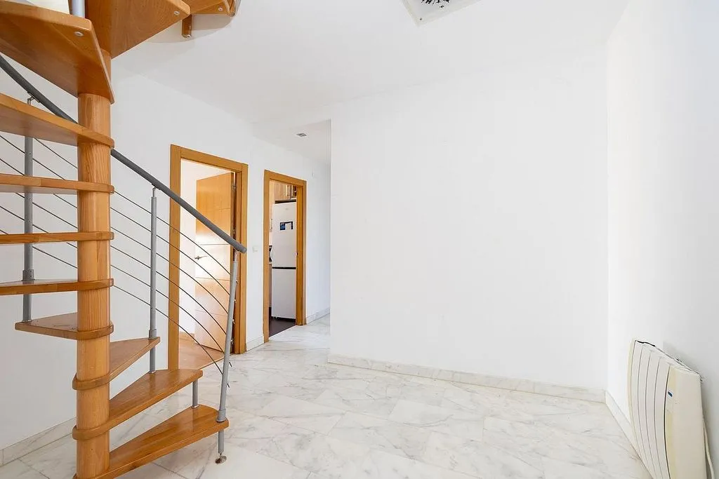 Pièces - Duplex with Private Garage in Santa Fe