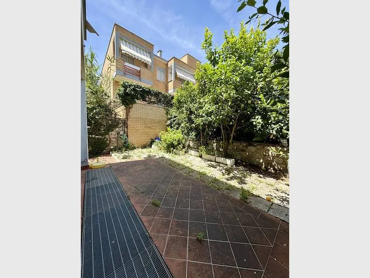 Terrace - 3-Bedroom Apartment with Terrace in Gaeta