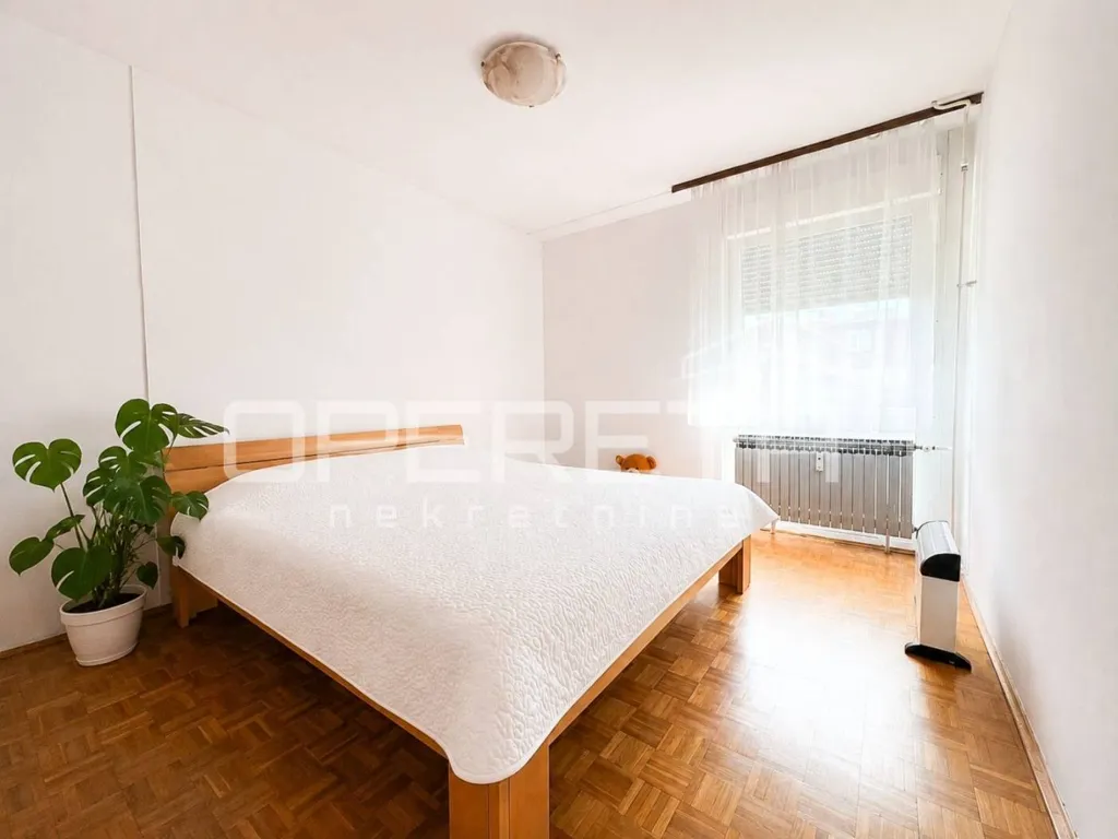 Bedrooms - Apartment with Balcony in Staro Brestje, Zagreb