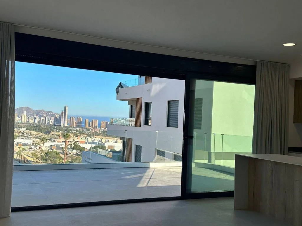 Luxury Duplex with Sea Views in Finestrat